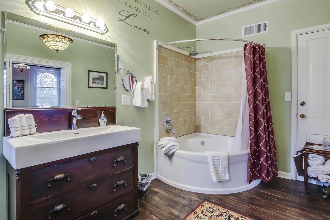 Baert Baron Mansion Bed & Breakfast Zeeland Buitenkant foto