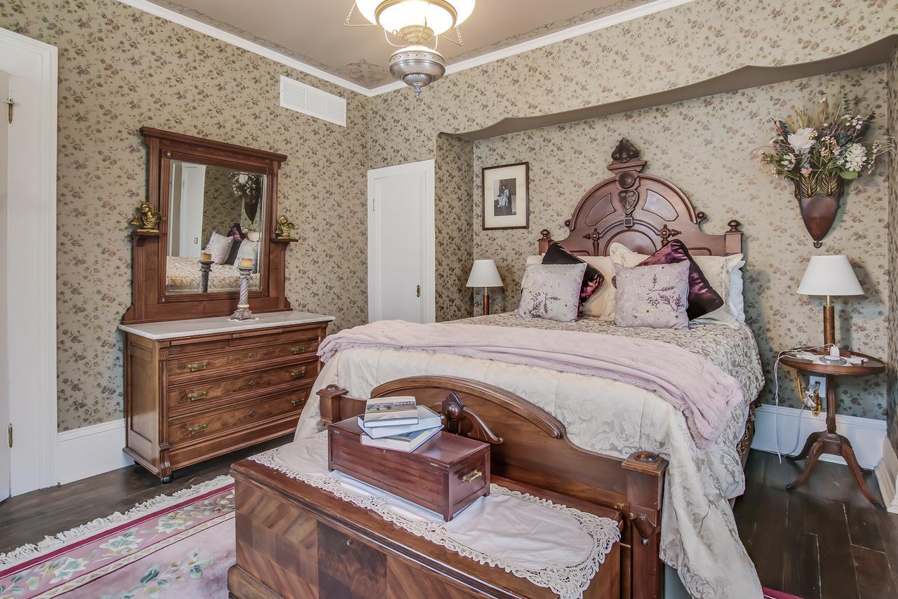 Baert Baron Mansion Bed & Breakfast Zeeland Buitenkant foto