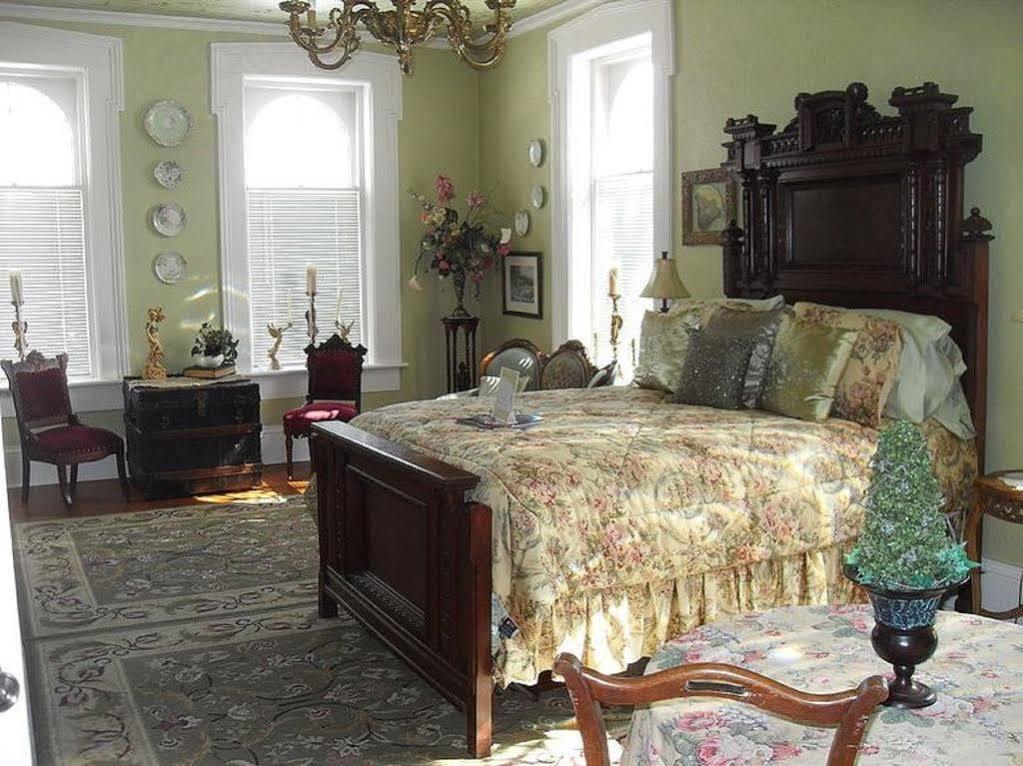 Baert Baron Mansion Bed & Breakfast Zeeland Buitenkant foto